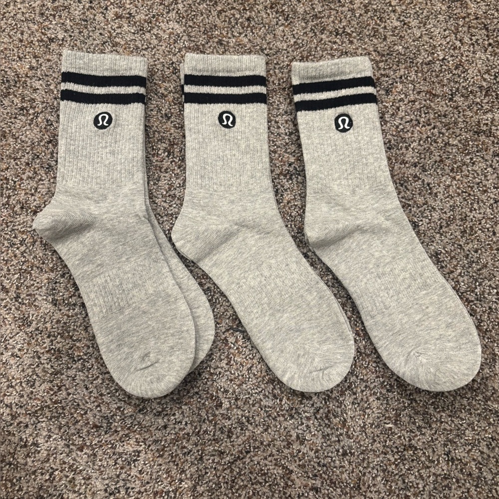3 grey lululemon daily essentials crew crew socks all new medium